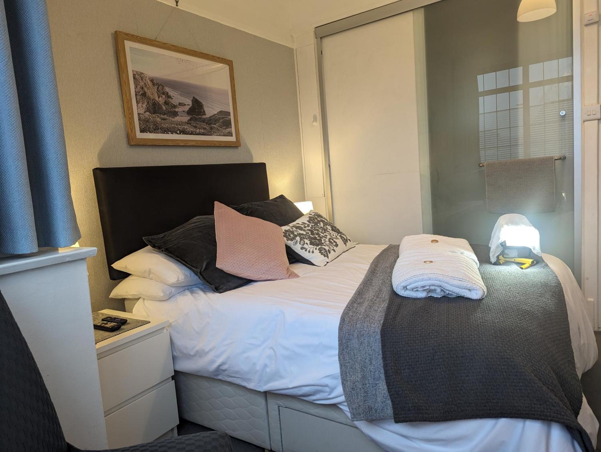 En-Suite Nook Near Forest & Sea, Super Value With Fridge, Microwave And Tv Лімінгтон Екстер'єр фото